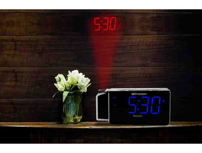 Emerson Smartset Projection Clock