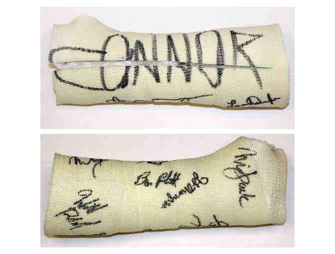 Dear Evan Hansen prop arm cast signed by Ben Platt and original Broadway company - Photo 1