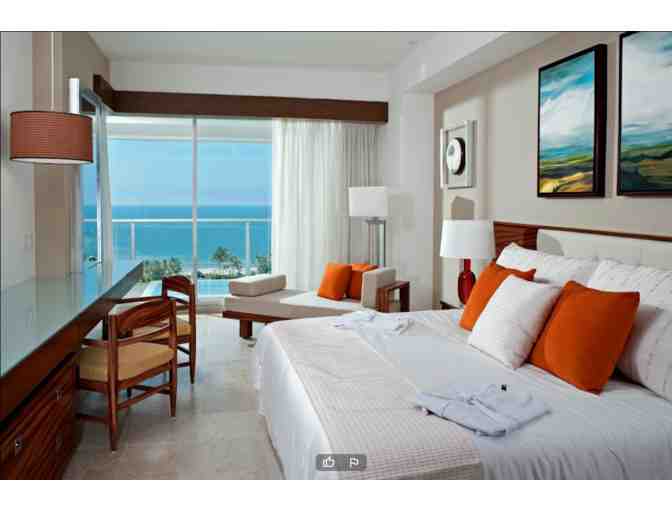 Luxury week stay at a Vidanta Resort in Mexico for up to 6 people