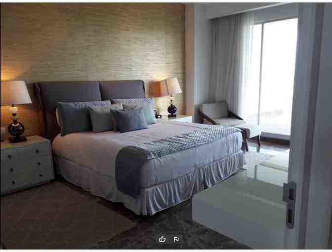 Luxury week stay at a Vidanta Resort in Mexico for up to 6 people