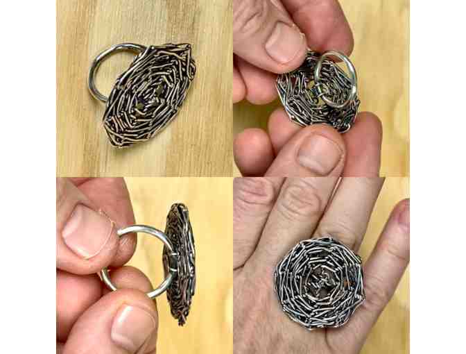 Ties that bind us ring! - Photo 1