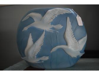 Phoenix Glass Reuben Blue Geese Pillow Vase