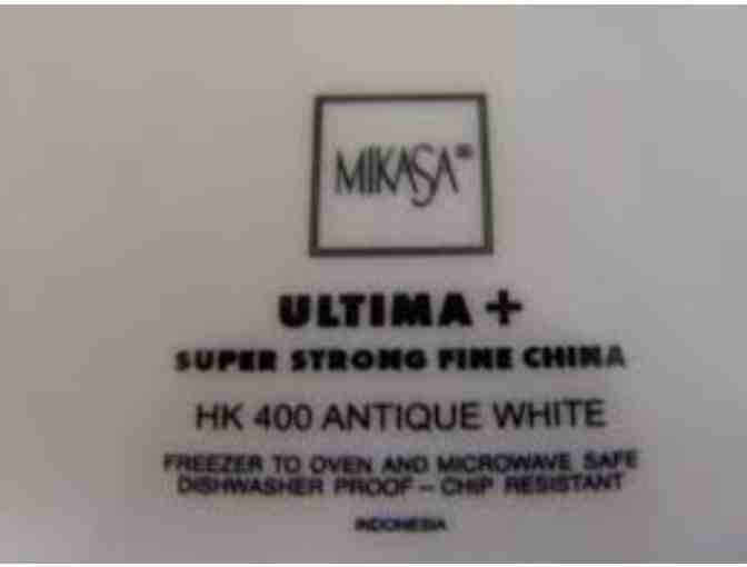 Mikasa Fine China Service for 4 plus salt & pepper set