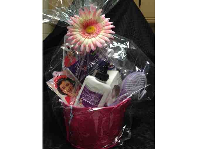 Snip Its for Kids Spa Package Basket!