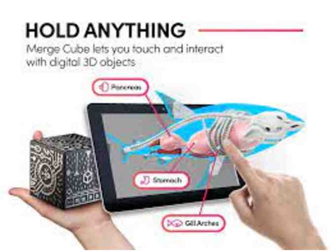 Merge Cube-- Hold a Hologramme!