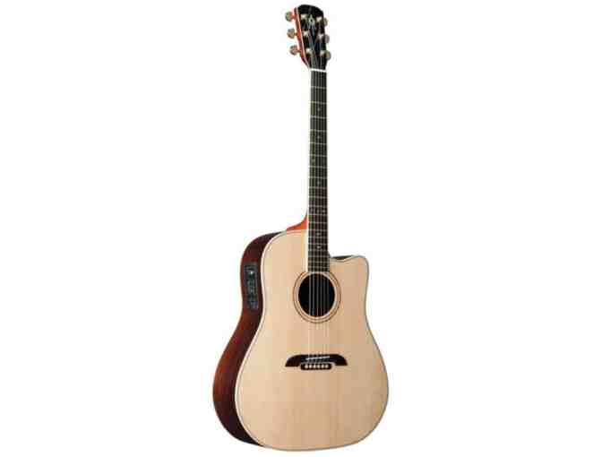 Alvarez Yairi DY84C Acoustic-Electric Guitar