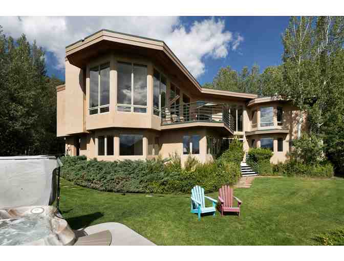 Week stay in beautiful luxury Aspen home