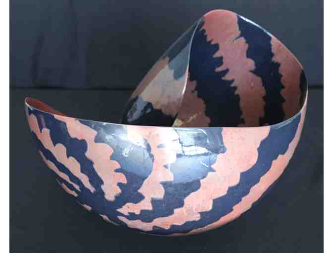 Larry Lubow Contemporary Ceramic Seashell Swirl Bowl