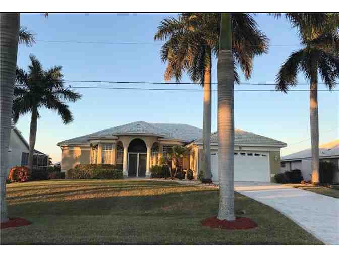 Cape Coral FL - one week in waterfront vacation home with pool