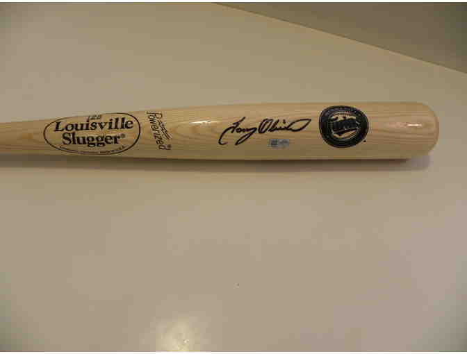 Tony Oliva (MInnesota Twin) autographed Louisville Slugger