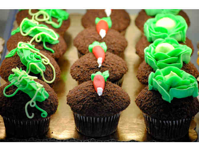 Franklin Street Bakery 12 assorted gourmet cupcakes