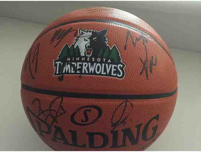 Minnesota Timberwolves 2018-2019 Autographed Ball