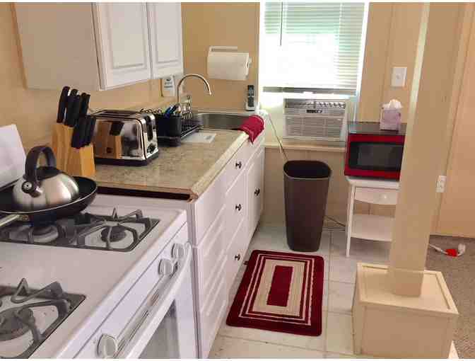 2 person Vacation Home, 7 Days in Hampton Beach, NH