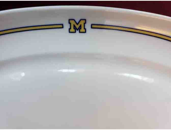 MICHIGAN FANS: U of M Dining Hall Serveware