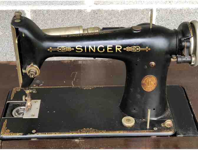 Antique Vintage Sewing Machine