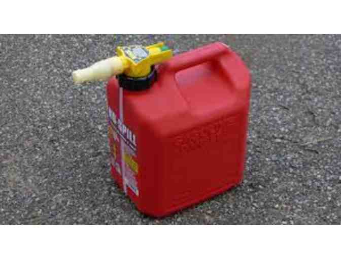No-Spill Gas Can