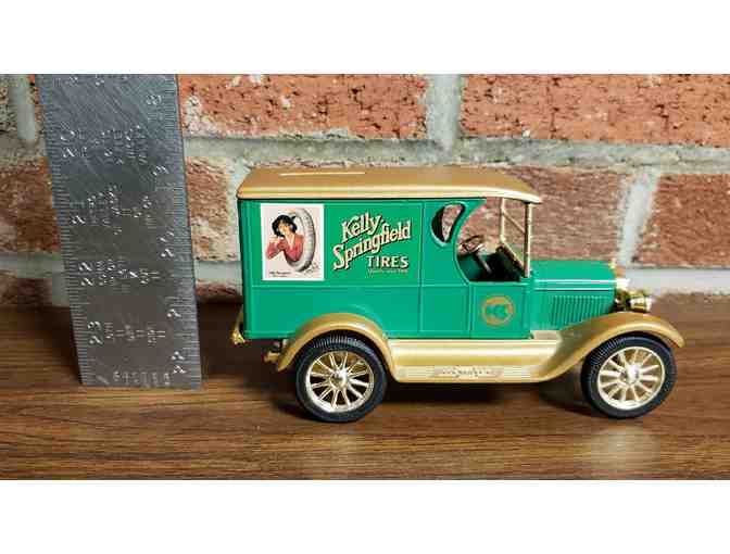 Antique Die Cast 1923 Cheverolet Delivery Van