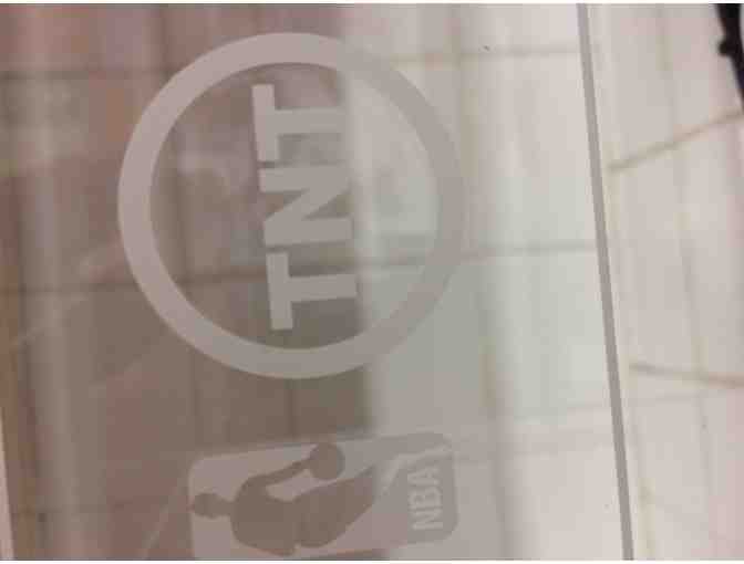 SIGNED SHAQUILLE O'NEAL REEBOK CLASSIC INSTAPUMP SNEAKER! SIGNED AT 2015 ALL STAR GAME!!