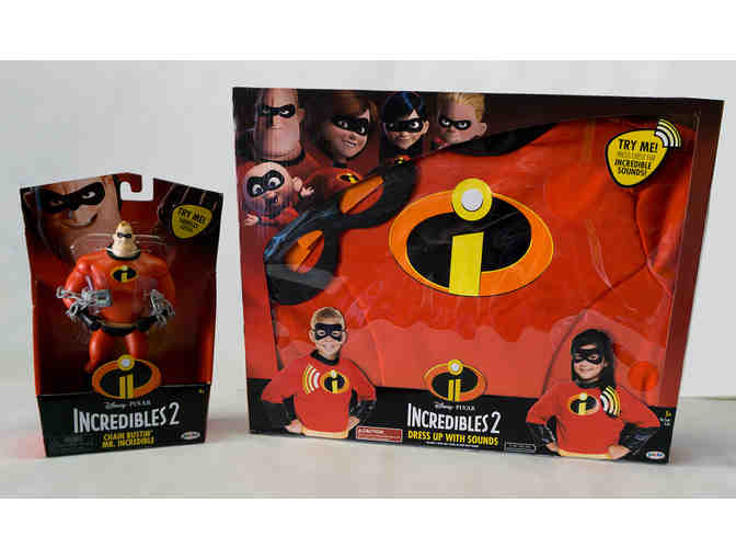 Incredibles 2 Dress Up With Sounds+Chain Bustin' Mr. Incredible 6' Action Figure Set