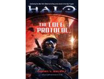 Halo Action Clix and 2 Halo Books, Including Contact Harvest and The Cole Protocol