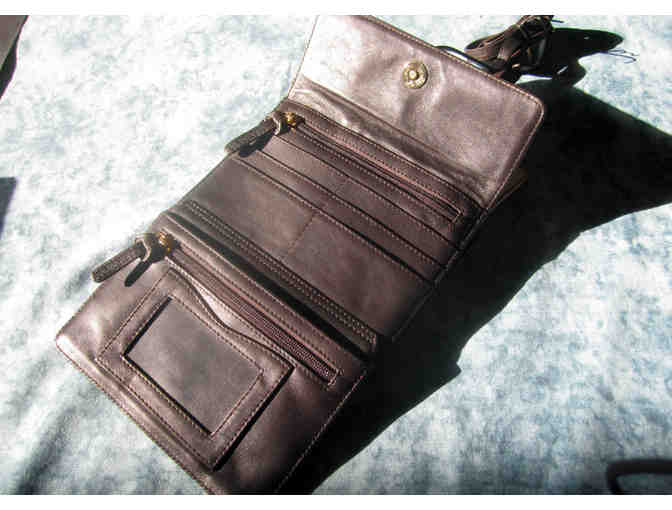 A-04.    DESIGNER PURSE: KEEP IT ALL SAFE AND ORGANISED!