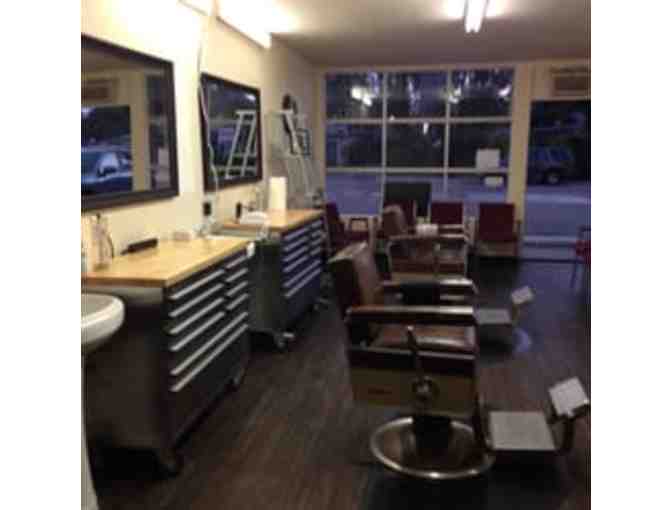 Detour Salon - Highlight & Hair Cut with Chris