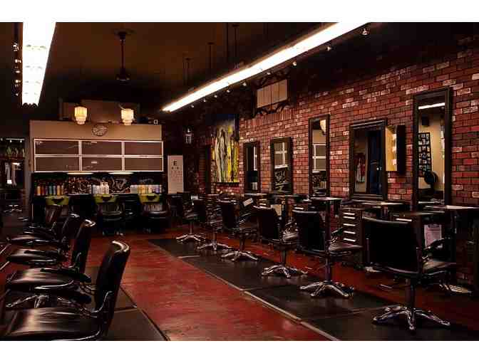 Detour Salon - Highlight & Hair Cut with Chris
