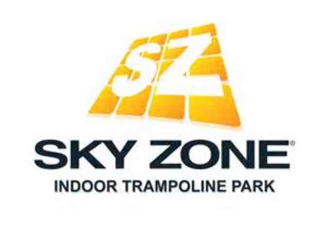 Sky Zone Trampoline Park - Admission for 4