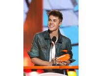 4 Tickets to the 2013 Nickelodeon Kids' Choice Awards