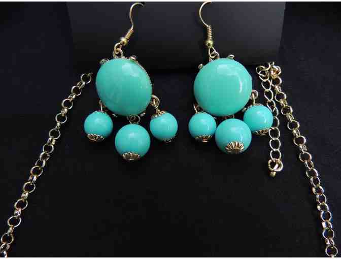 Fashion Necklace and Matching Teal Earrings