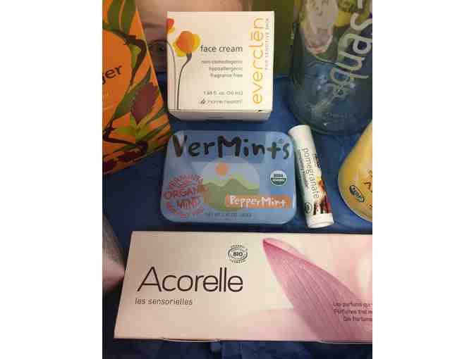 Spit That Out New Parent Basket