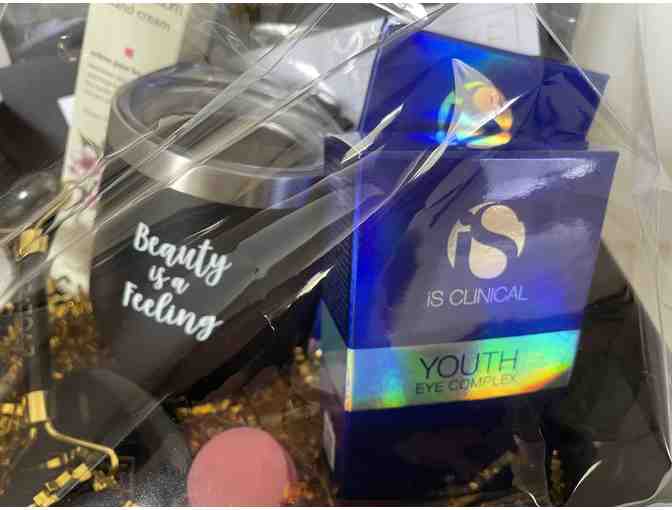 Evolve Skin Spa Basket! - Photo 3