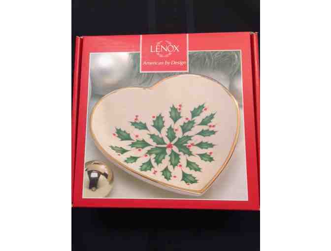 Lenox Holiday Archive  -  Heart Candy Dish