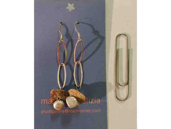 Soft and Delicate S/S Earrings with Mother of Pearl and Abalone