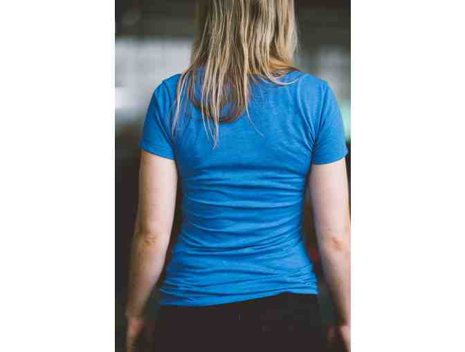 Salmon Sisters 'Wild & Free' Women's Tee - Small