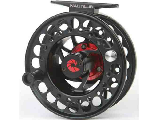 Nautilus Featherweight 5 Reel (black) with Case - Gently Used
