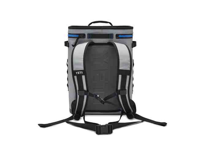 YETI Hopper Backpack Flip in Fog Gray/Tahoe Blue