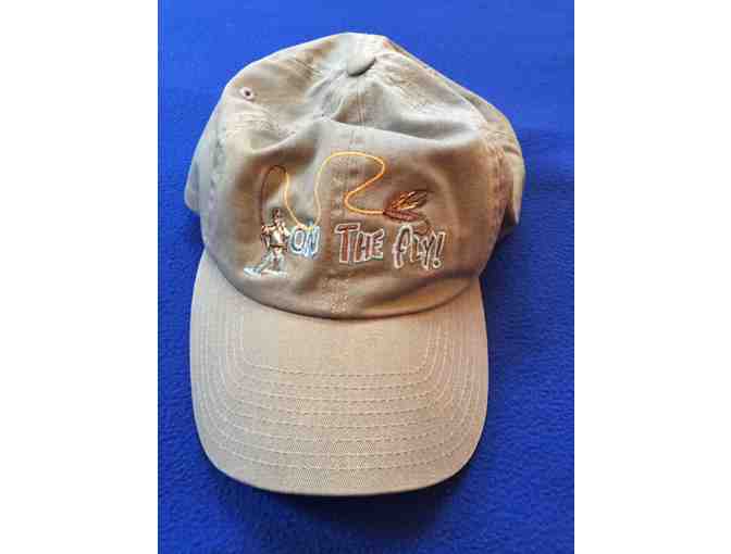 Fly fishing Apparel - Includes a Vest T-Shirt and Hat - Photo 7