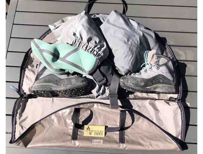 Recycled Waders' Changing Station + Two Bonus Items