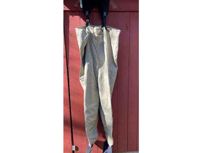 Women's Cabela's Waders - Size LS - Excellent Condition
