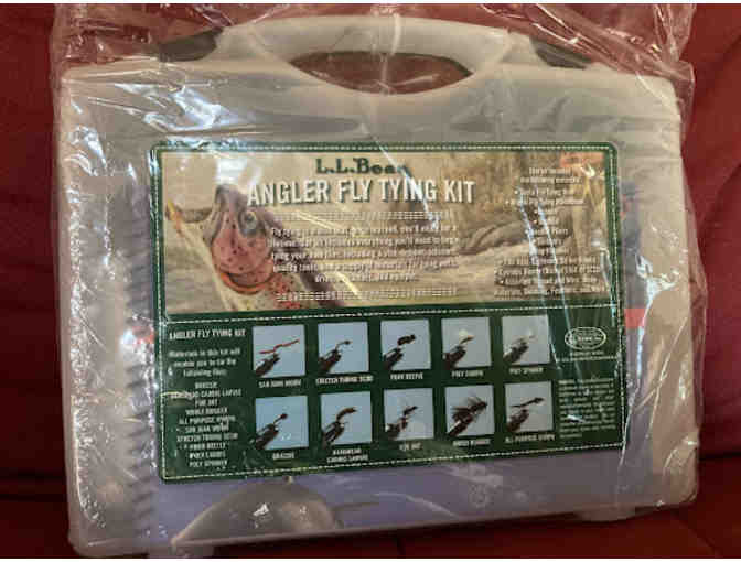 L.L. Bean Angler Fly Tying Kit - Photo 1