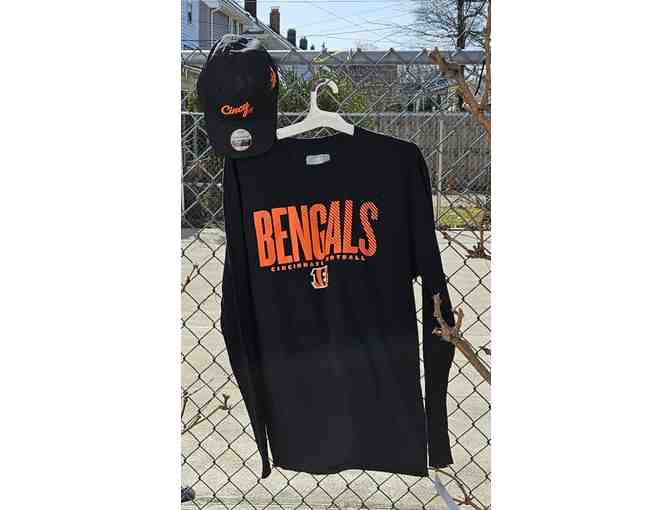 Bengals XL long sleeve T-Shirt and Hat - Photo 1