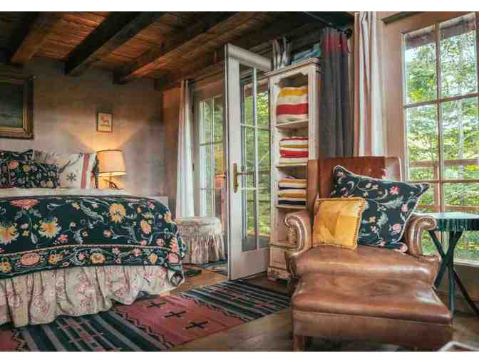 2 Nights at the Outpost Luxury Treehouse