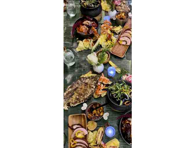 *04L Exotic By The Dozen: An Epic 'Kamayan' Feast for 12