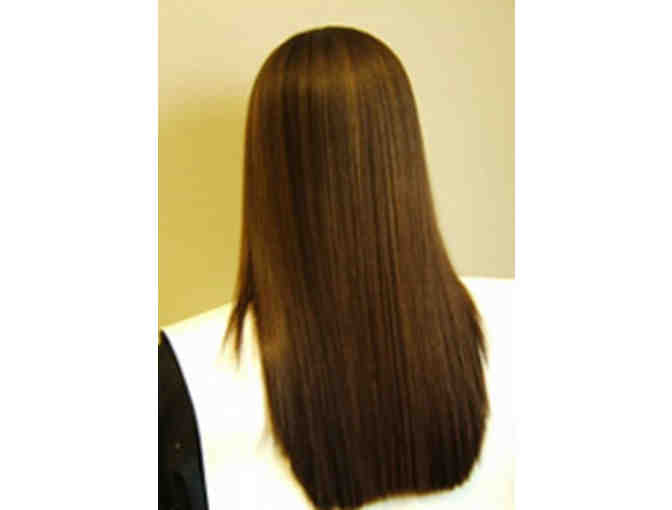 Semi-Permanent straightening at UnSprung Salon