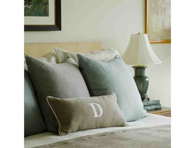 2 hours interior design time at Manor Fine Wares!