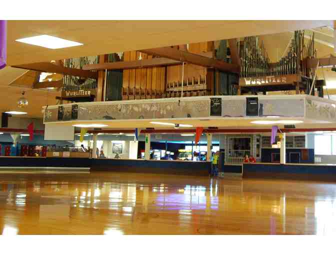 Oaks Park Family Skate Pass!