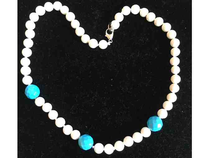 Fashionable Coral & Turquoise Bead Necklace
