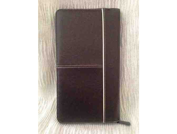 Foray Large Business Card Wallet