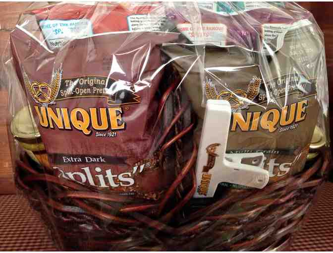 Large Gift Basket from Unique Pretzels